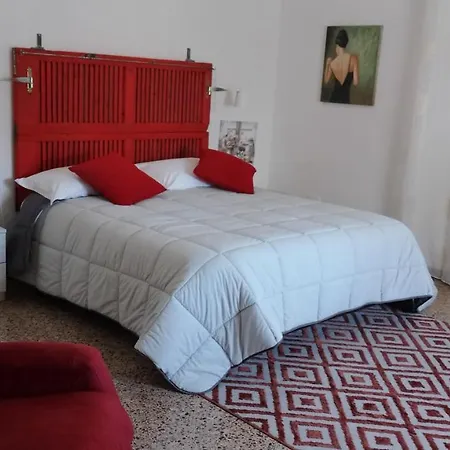 L' Acero Rosso Vakantiehuis *