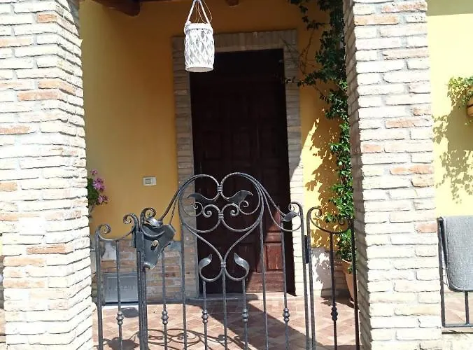 Tatil Evi L' Acero Rosso